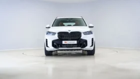 BMW X5 xDrive40i 2025 SIDI & PFI; Mild Hybrid Automatic (S8)
