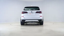 BMW X5 xDrive40i 2025 SIDI & PFI; Mild Hybrid Automatic (S8)